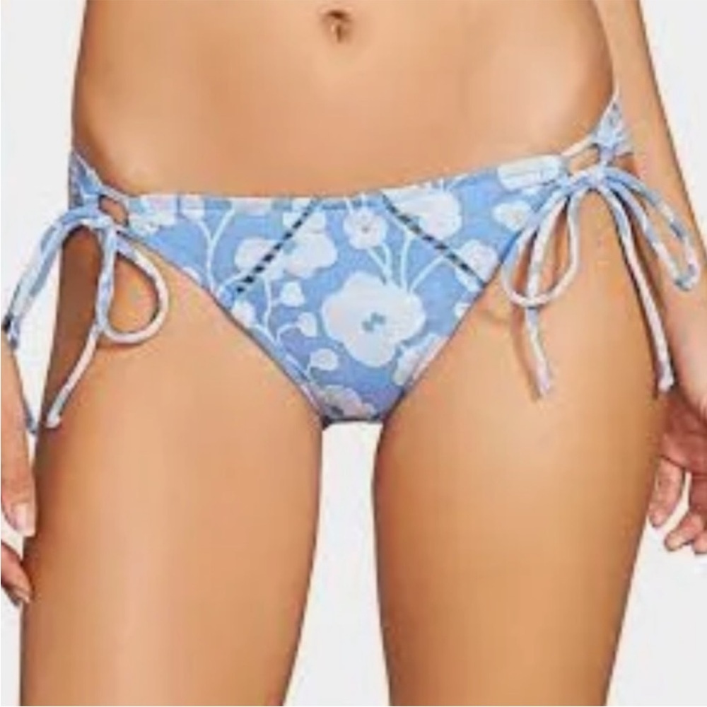 Robin Piccone Sadie Floral Sky Blue Bikini Bottoms | Women’s Swim Bottoms | NWT